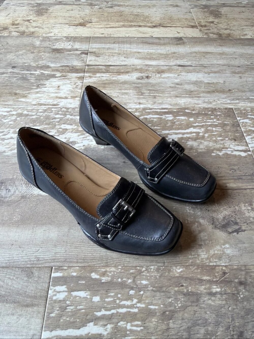 COBBIE CUDDLERS Comfort Heel Loafer Black Leather Casual Women’s 6.5